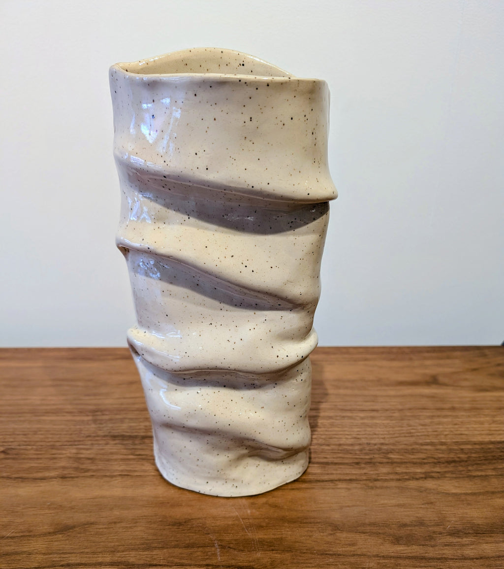 Undulation Vase (Tall)