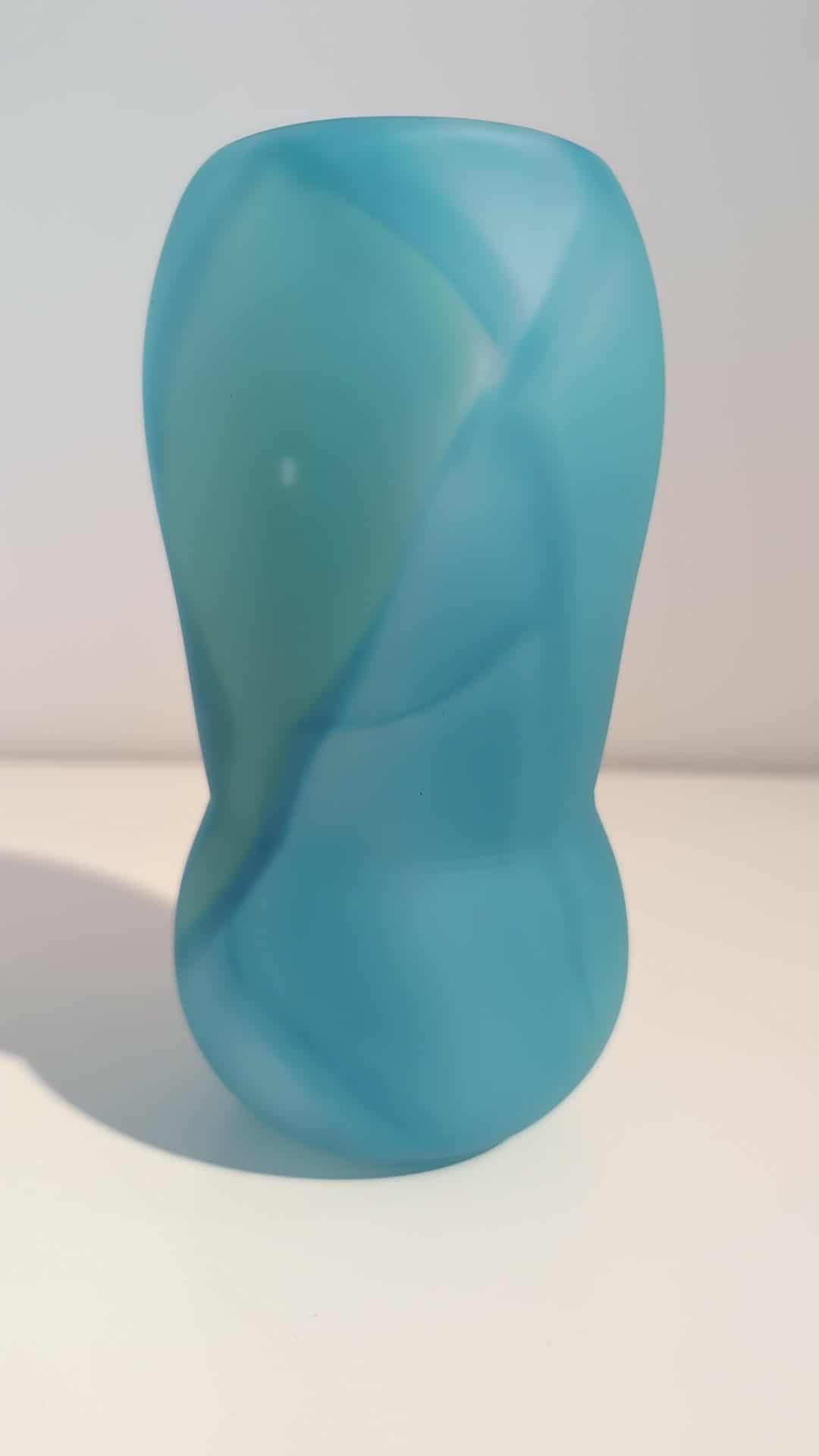 Fiori Vase Series Vase (w shard motif aqua open form)