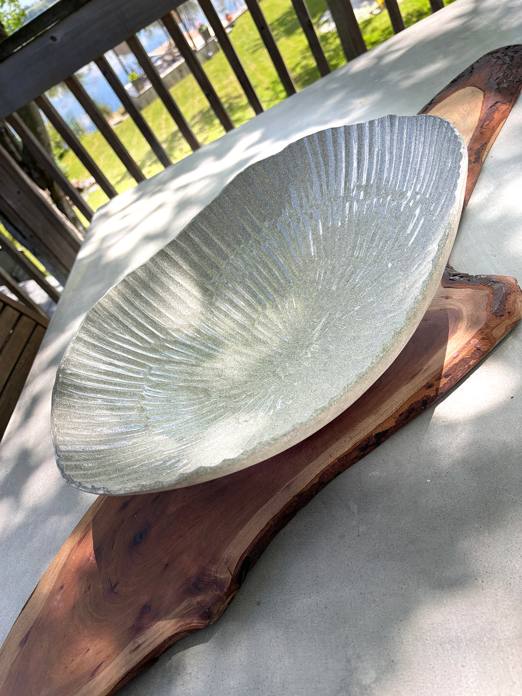 Granite Round Carved Bowl with Raised Foot