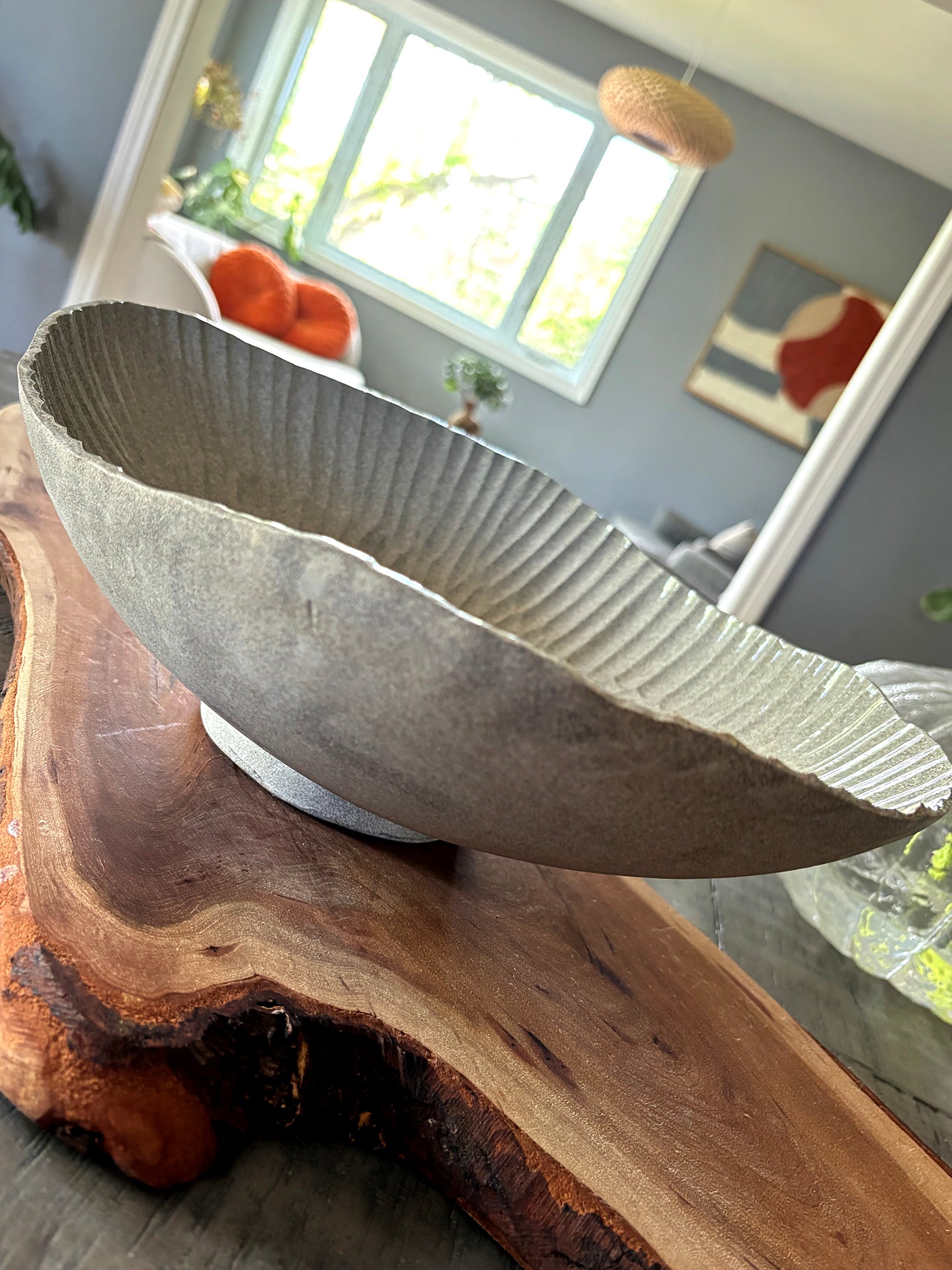 Granite Round Carved Bowl with Raised Foot